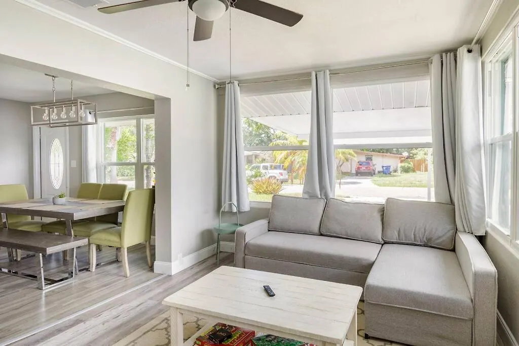 بيت للعطل 3 Bedroom S Tampa House W Enclosed Patio